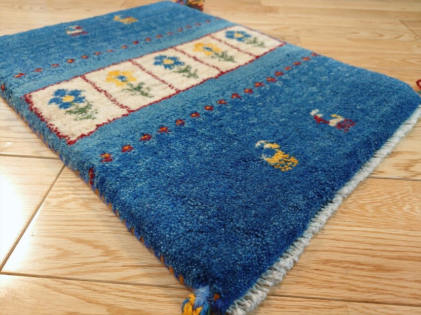 ペルシャ ギャッベ 玄関マット小 ラグ 56×41cm 青色 花 NN20235