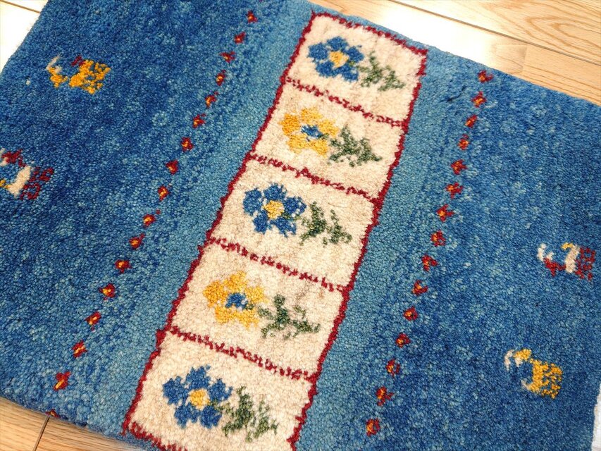 ペルシャ ギャッベ 玄関マット小 ラグ 56×41cm 青色 花 NN20235