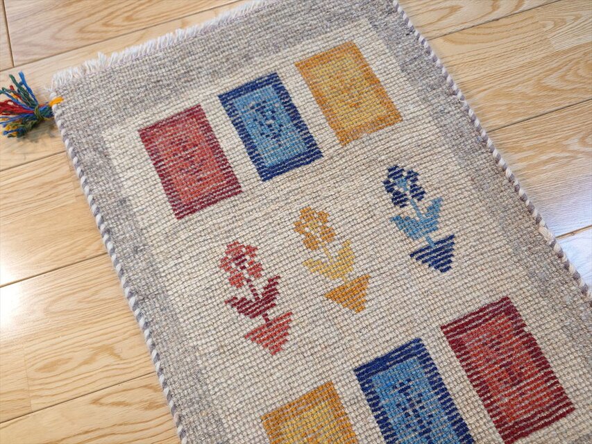 ペルシャ ギャッベ 玄関マット小 ラグ 57x39.5cm 花 パネル Gray Ivory