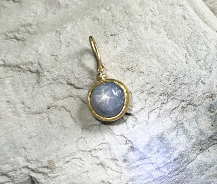 K24純金◇スター・サファイア◇1.70CT◇ ペンダントトップ | iichi 