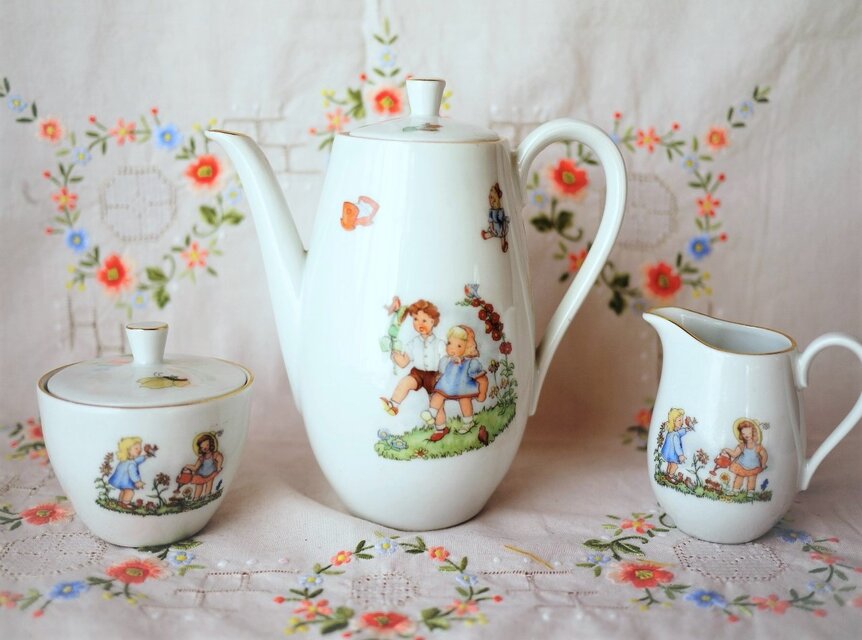 アンティーク Bavaria 子供柄ティーセット ビンテージ陶磁器 ドイツ