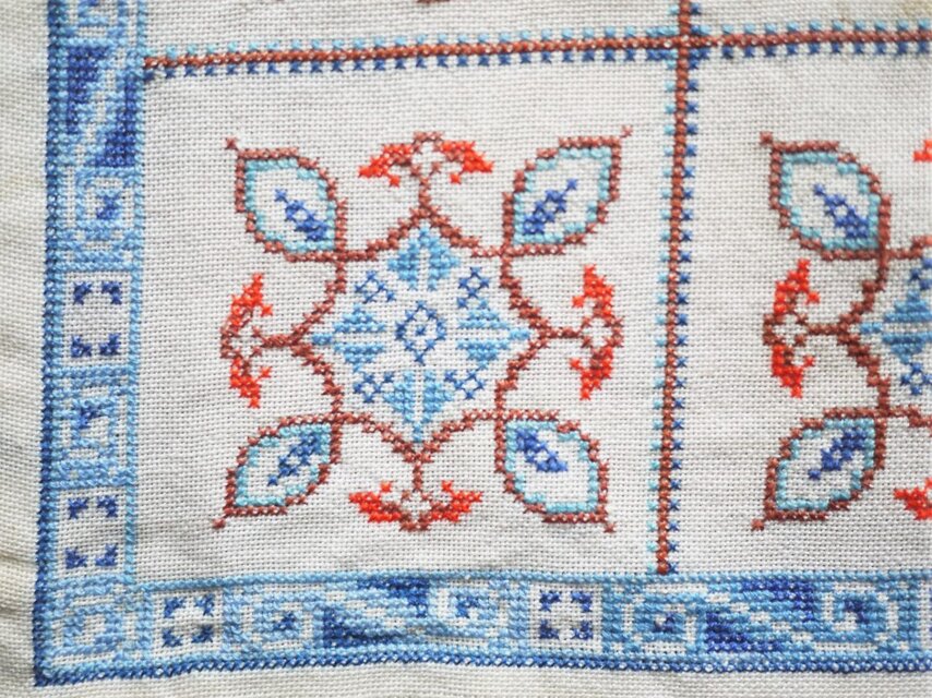 クロスステッチ刺繍 テーブルセンター ヴィンテージ英国 イギリス
