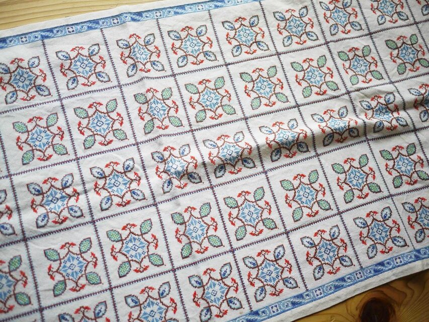 クロスステッチ刺繍 テーブルセンター ヴィンテージ英国 イギリス