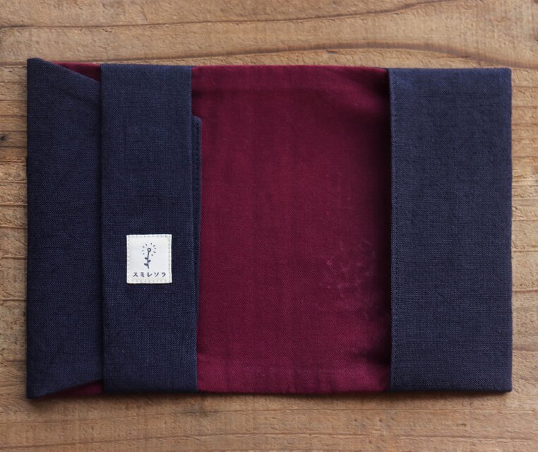 手刺繍のブックカバー『紫陽花』【受注制作】 | iichi 日々の暮らしを