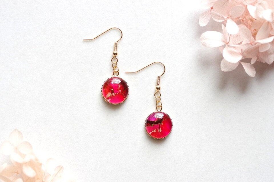 ≪104 レッド≫ハンドメイドレジンピアス 400円