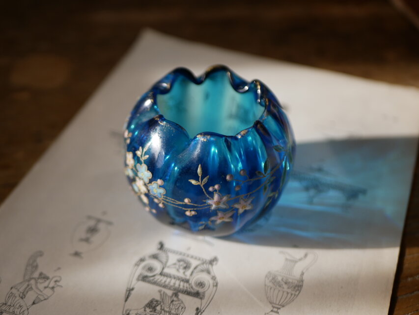 フランス　アンティーク　モノグラム　プレート　藍色　Bordeaux ルーアン ブルーガラスの器 エナメル絵付け エマイユ フランスアンティーク