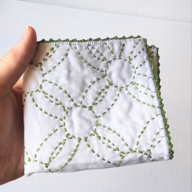 リネンの刺し子 ハンカチ 手刺繍の 縁飾り付き 色違い3色 | iichi