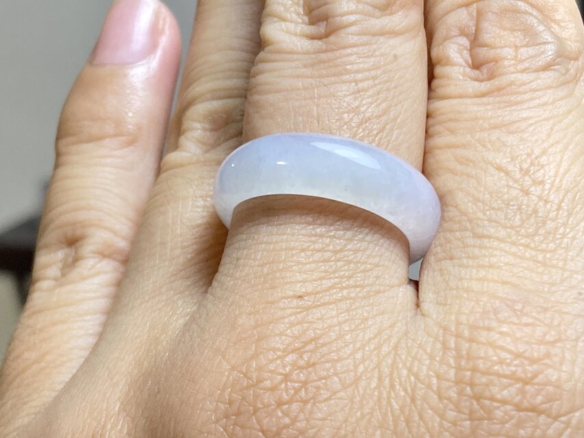 ミャンマー産 天然本翡翠 A貨　氷種　白氷　雪花綿 くり抜きリング　6.5号 L18-44 氷糯種 白瓷 16.5号 ミャンマー産 A貨 本翡翠 くりぬき リング