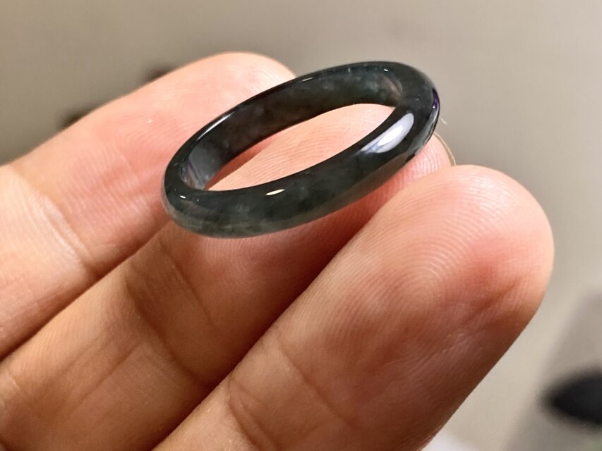 [R58-003］翡翠　くりぬき　リング　天然石　一点物　グアテマラ産　18号 L18-55 氷糯種 黒翡翠 18.0号 グアテマラ産 A貨 本翡翠 くりぬき