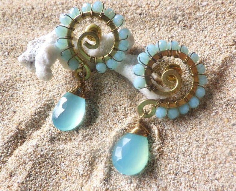 Ocean Swirl Chalcedony *Sea blue* 波の渦から滴るシーブルー