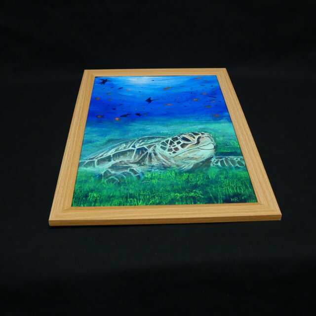 油絵 原画「光射す深海へ 〜癒やしのウミガメ〜」A4サイズ 額縁・金具付き 油彩画 原画『光射す深海へ 〜癒やしのウミガメ〜』海と光の癒やし