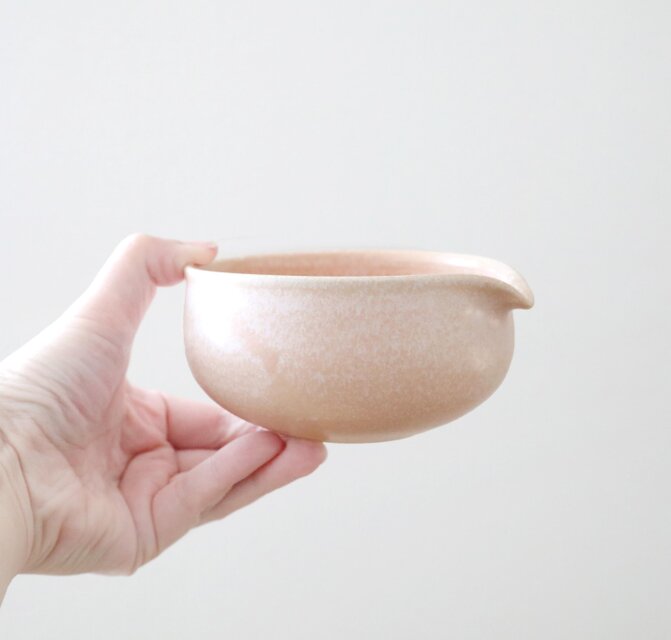 桜花窯変釉の片口碗 | iichi 日々の暮らしを心地よくするハンドメイド