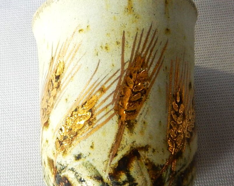 金彩穂文湯呑 | iichi 日々の暮らしを心地よくするハンドメイドや