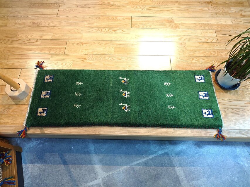 ハンドメイド ペルシャ ギャッベ ミニランナー ラグ 115x40cm 緑色