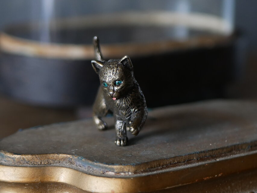 ブロンズ製 猫 オブジェ パリ フランスアンティーク アンティークの