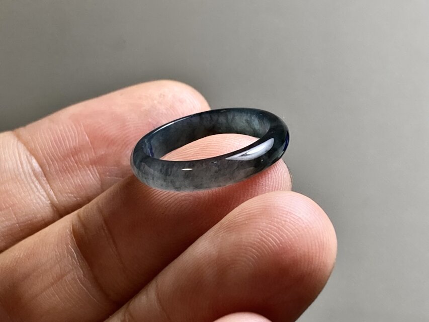 L18-104 ピンキーリング 氷種 黒翡翠 7.5号 グアテマラ産 A貨 本翡翠