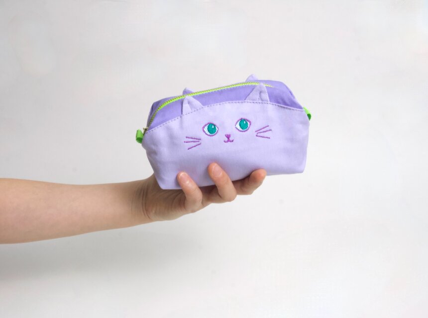 思わずキュン♡ ねこ ミニサイズ カラフルポーチ ラベンダー | iichi