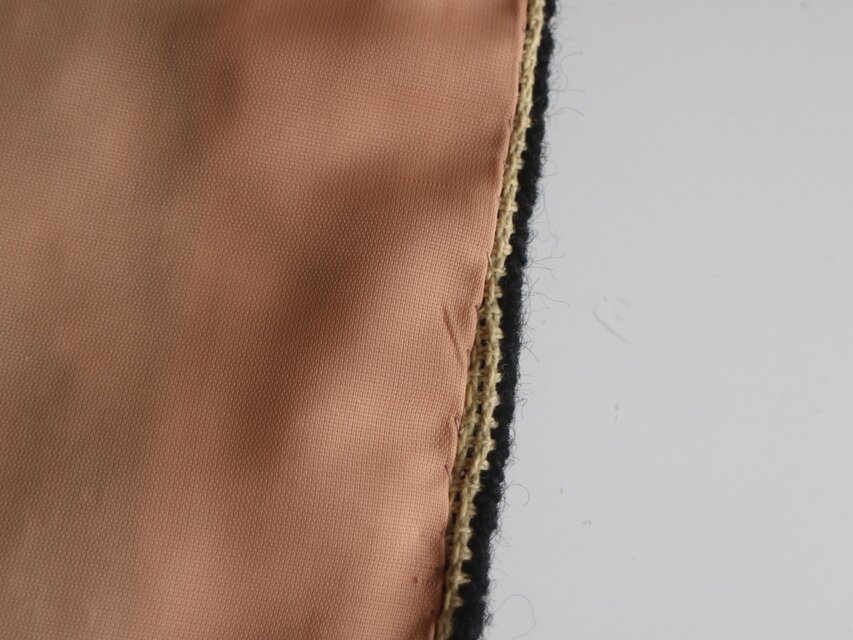 スウェーデンで見つけたツヴィスト刺繍のタペストリー No.6762 | iichi