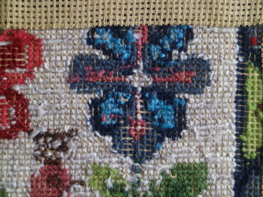 スウェーデンで見つけたツヴィスト刺繍のタペストリー No.6780 | iichi