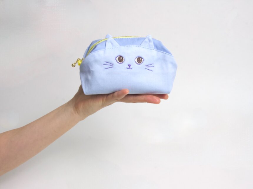 ねこ ミニサイズ カラフルポーチ スカイブルー | iichi 日々の暮らしを