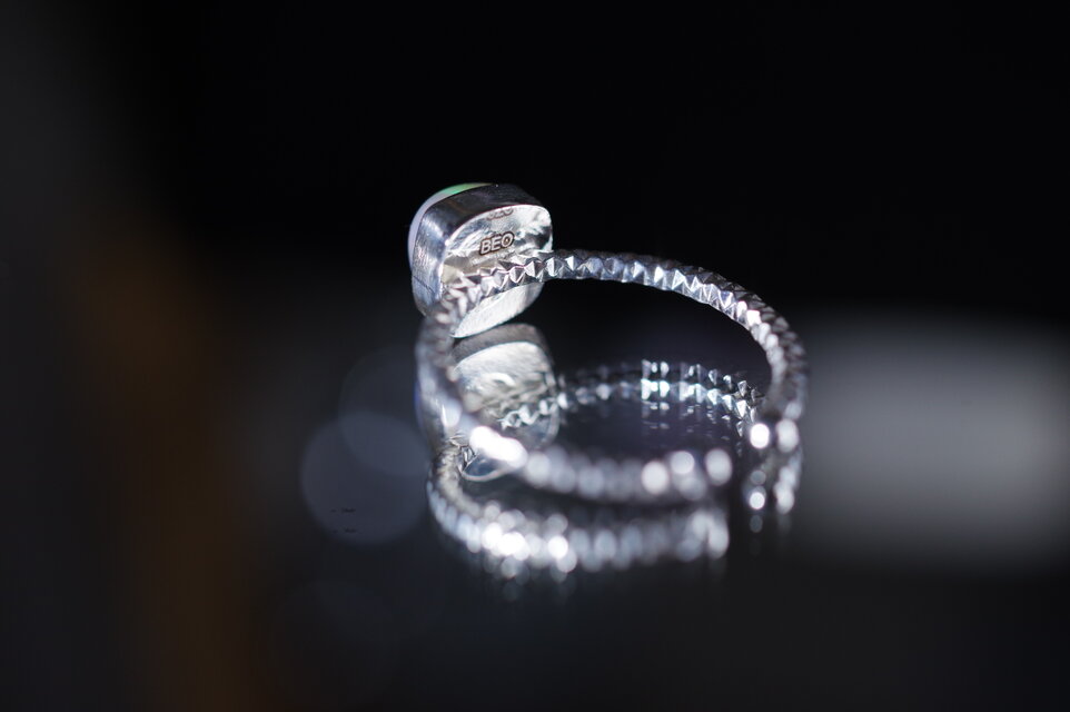 NEW ☆ 新作 ☆『Opal』☆の世界でひとつの天然石リングsilver925