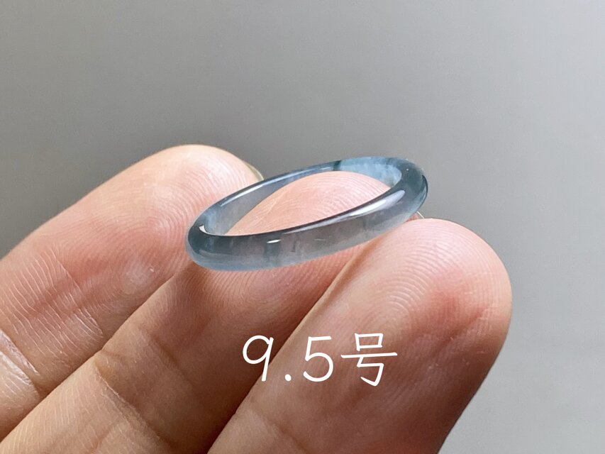 L18-125 氷種 青色 9.5号 リング グアテマラ産 A貨 本翡翠 くりぬき