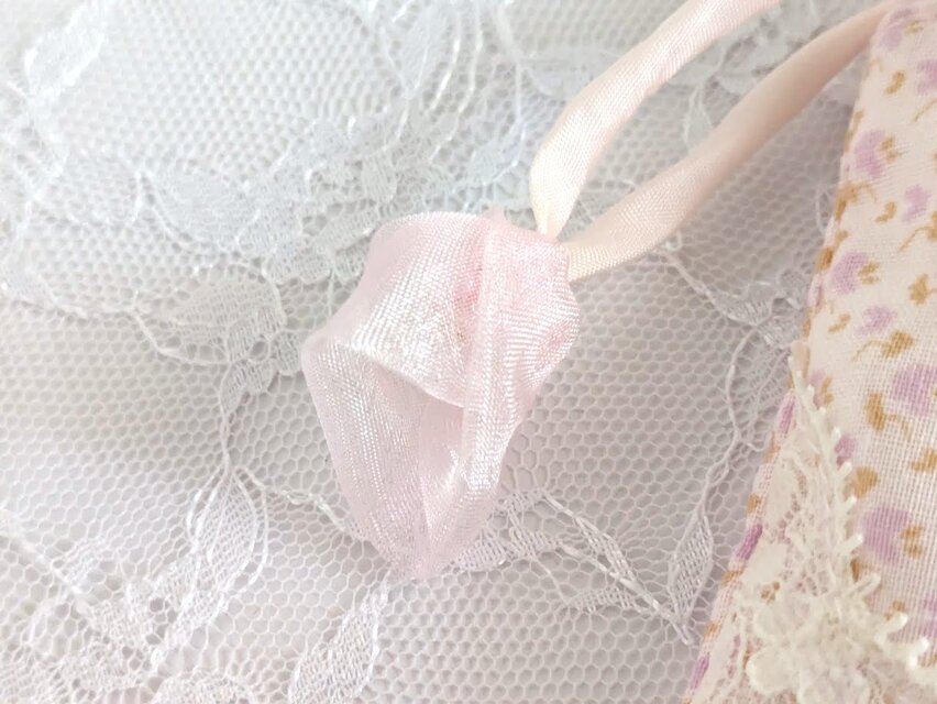 うさぎのアップリケが可愛い♡ ピンク花柄のミニ巾着 | iichi 日々の