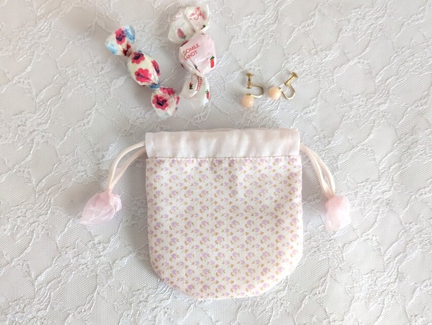 うさぎのアップリケが可愛い♡ ピンク花柄のミニ巾着 | iichi 日々の