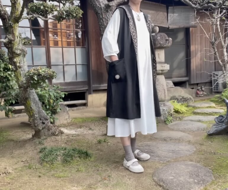 着物リメイク】フード付き羽織れるロングジレ/絽、大島紬 | iichi 日々