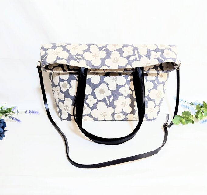 北欧の花リネンの2WAYトートバック | iichi 日々の暮らしを心地よく
