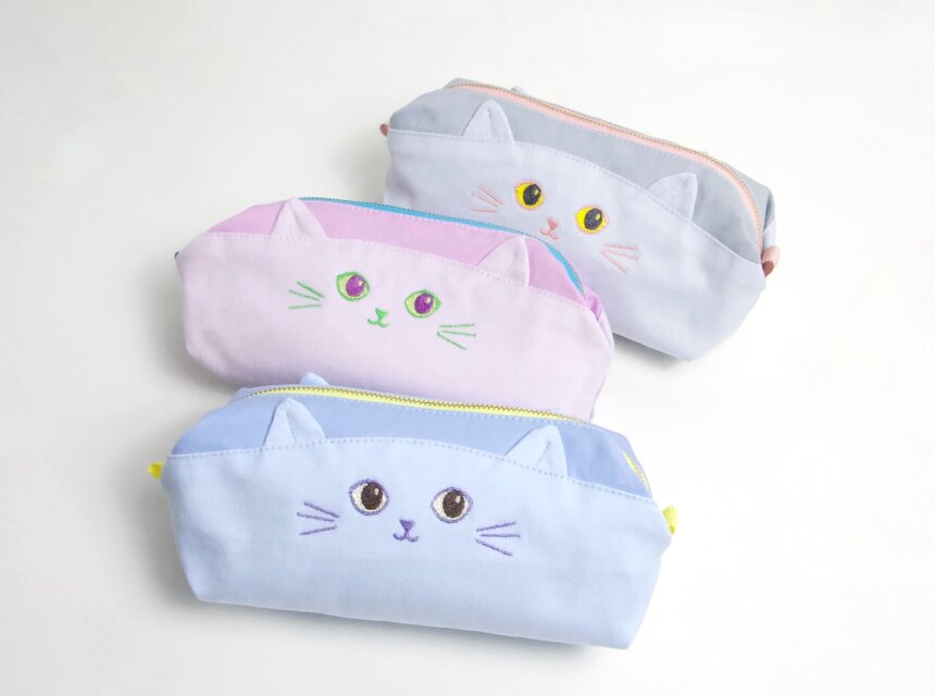 思わずキュン♡ ねこ ペンケースサイズ カラフルポーチ スカイブルー