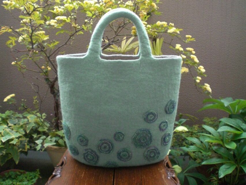 スクエアー型トート　青磁×水の輪