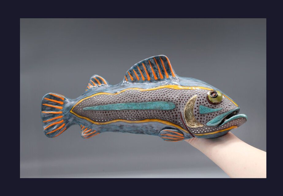 魚の壁掛け陶芸彫刻 手作り陶器の壁飾り お守りインテリアオブジェ