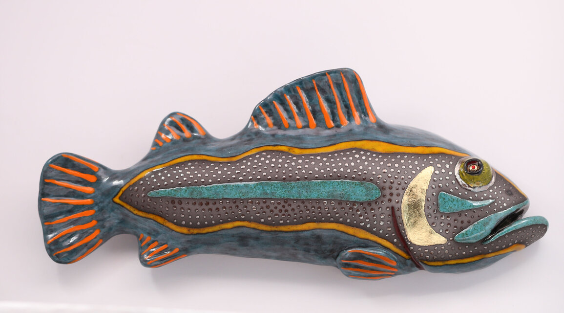 魚の壁掛け陶芸彫刻 手作り陶器の壁飾り お守りインテリアオブジェ