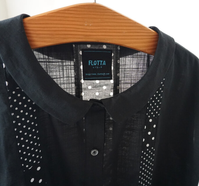 パッチワークなフレンチスリーブブラウス(BLACK) | iichi 日々の暮らし
