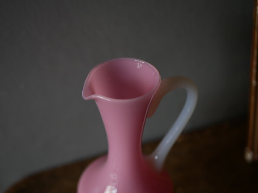 ピンク×ホワイト オパリン フラワーベース 花器 花瓶 フランス