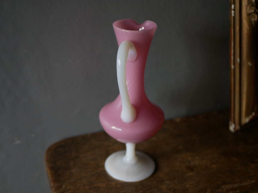 ピンク×ホワイト オパリン フラワーベース 花器 花瓶 フランス