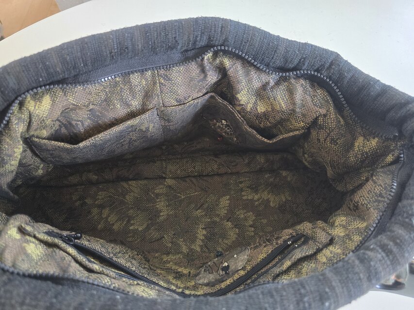 古布創作バック　古布バック　作家物 創作古布バック 裂織 縮緬 創作バック 古布バック 作家物 | iichi 日々
