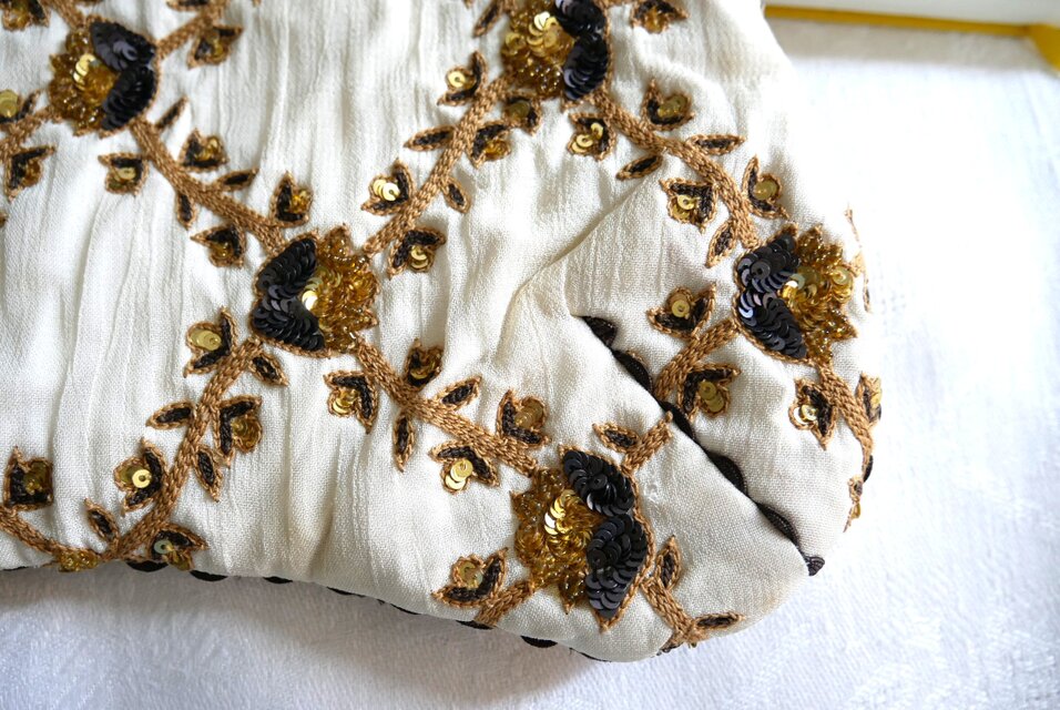 JAMIN PUECH】ジャマンピュエッシュ 刺繍とビーズ装飾のハンドバッグ