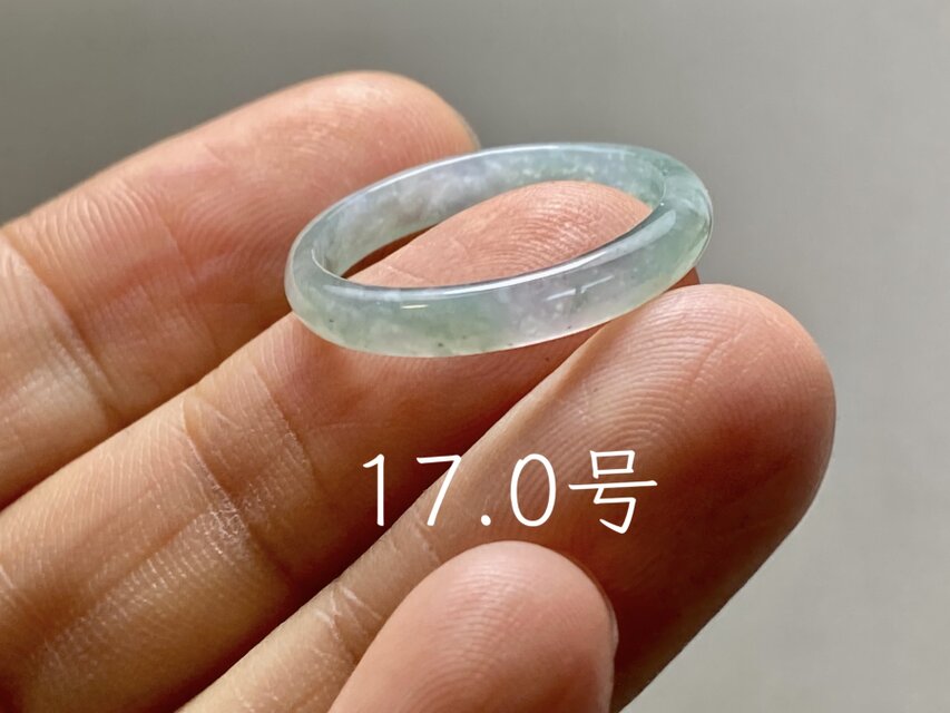 L18-152 氷種 水緑色 17.0号 グアテマラ産 A貨 本翡翠 くりぬき