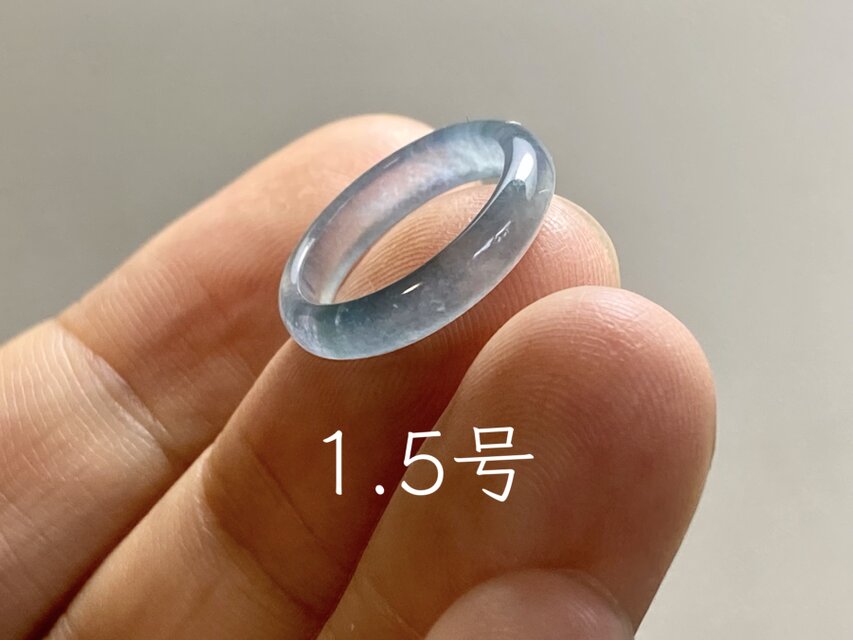 L18-158 宝石質 水青色 1.5号 グアテマラ産A貨本翡翠くりぬき リング L18-158 ピンキーリング 宝石質 水青色 1.5号 グアテマラ産 A貨 本翡翠