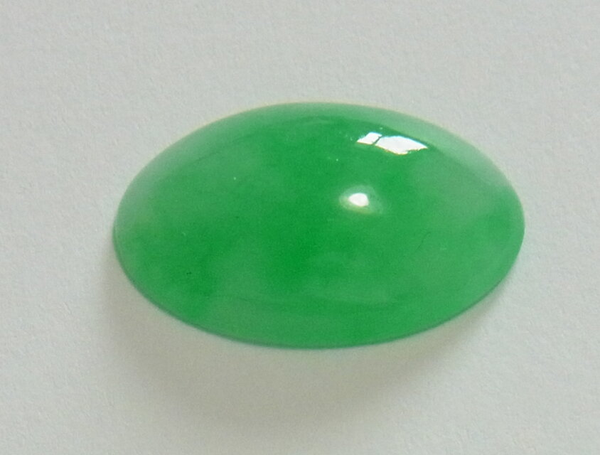 天然ジェダイト ひすい 7.236ct 鑑別書（中央宝石研究所）付き 送料