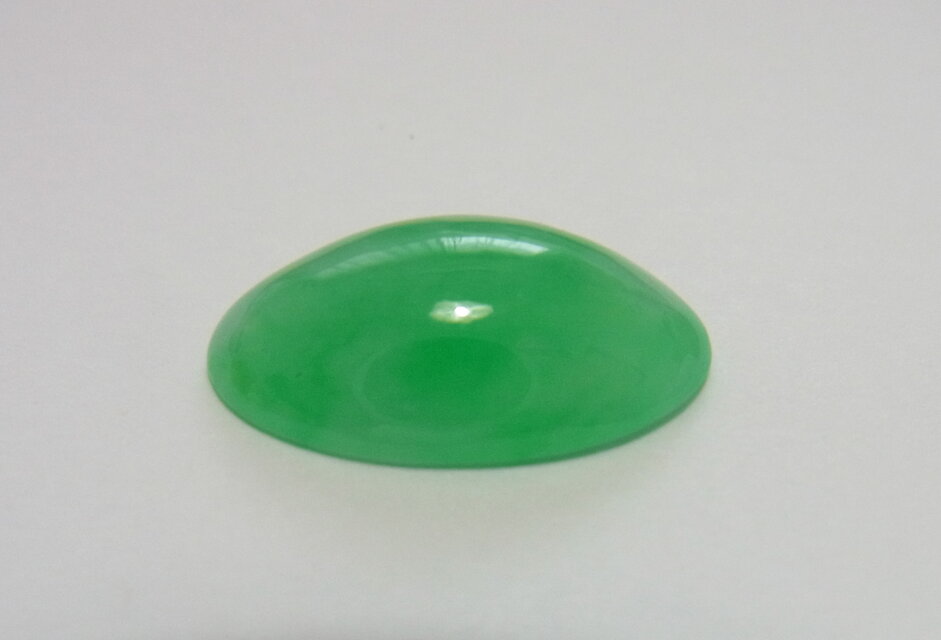 天然ジェダイト ひすい 7.236ct 鑑別書（中央宝石研究所）付き 送料