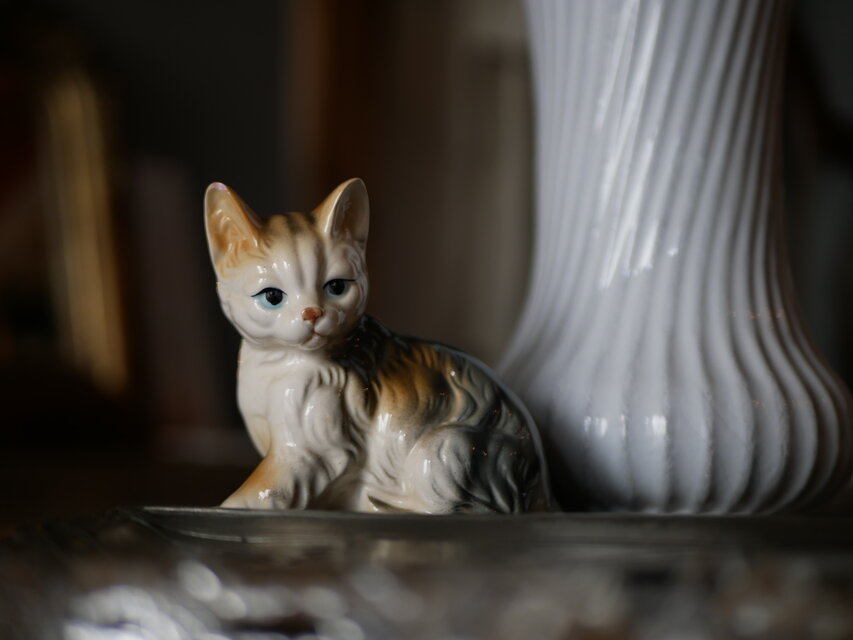 neko 2 フィギュリン 猫 フランスヴィンテージ ブロカントのある