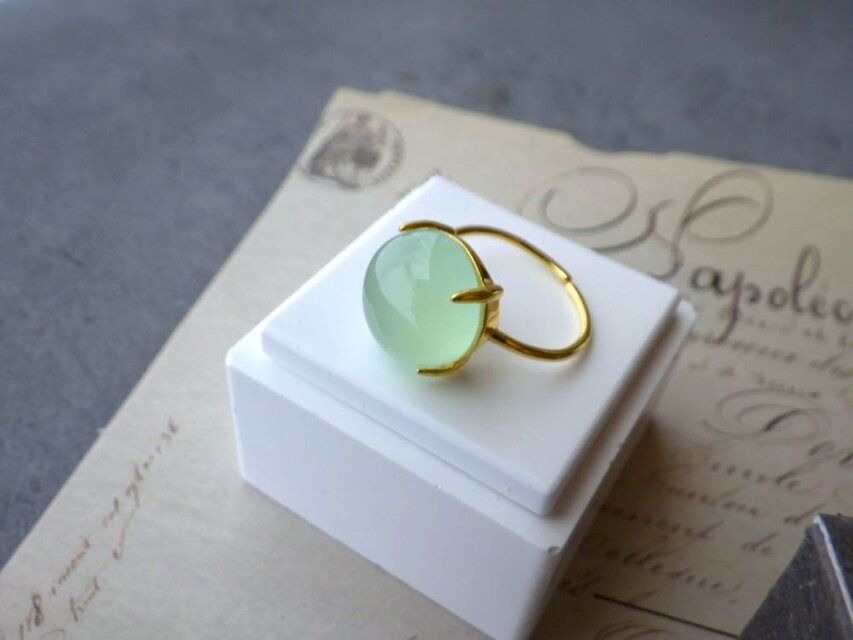 天然石の指輪 シンプルリング □ Round 12mm □ アップルグリーン