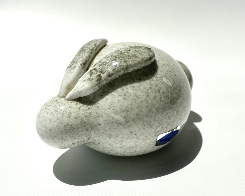 ヌータヤルヴィ　インケリ　トイッカ　チンチラ(うさぎ) ペーパーウェイト Inkeri Toikka ウサギ（chinchilla） Nuutajarvi | iichi 日々の暮らし