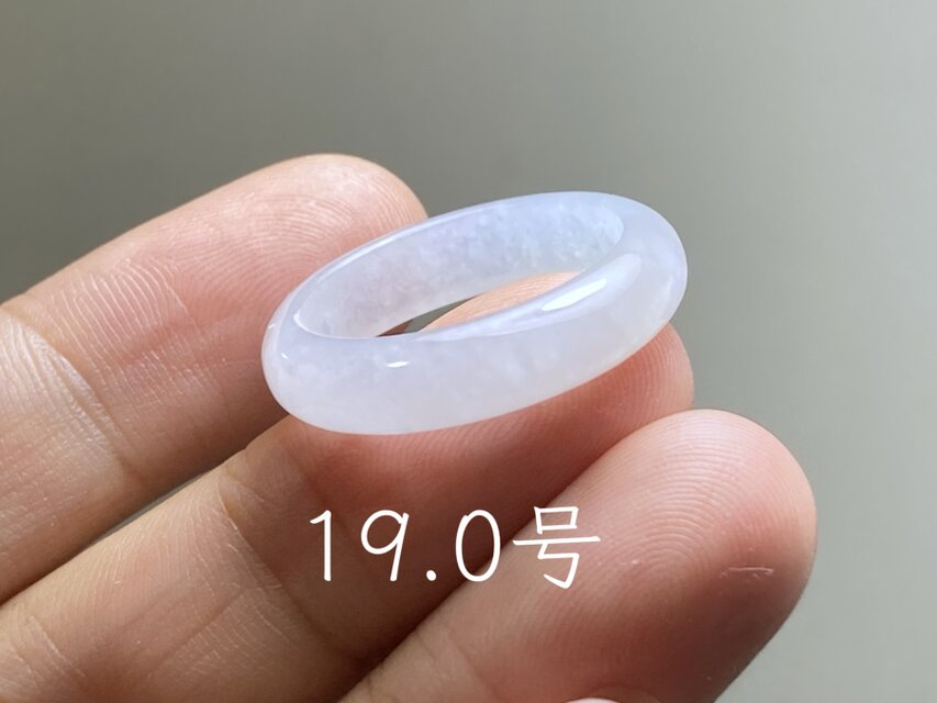 L18-159 糯氷種 白瓷 19.0号 ミャンマー産 A貨 本翡翠 くりぬき リング