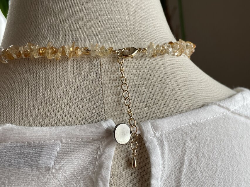 GLOCAL ハンドメイド ネックレス　希少 訳あり》麗しきカラーと黄金色のネックレス | iichi 日々の暮らしを