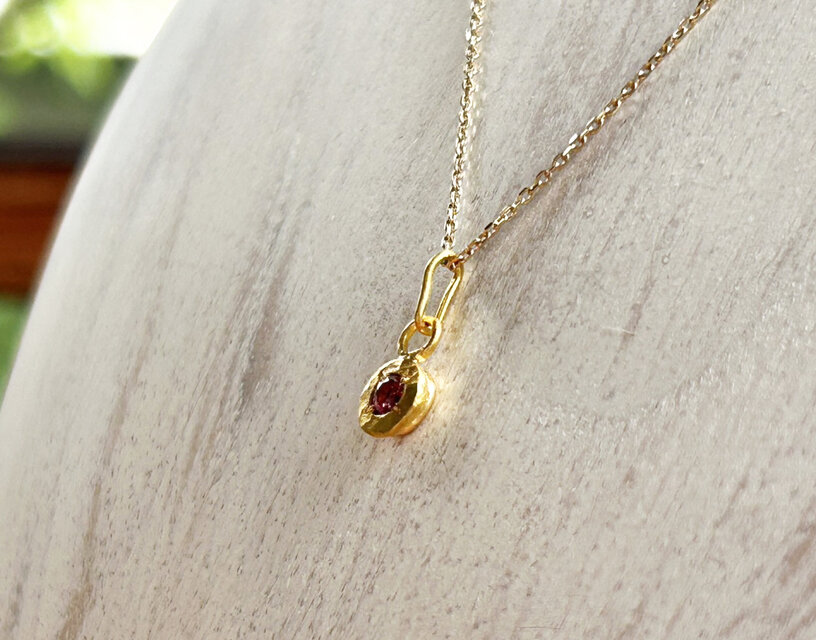 K24天然レッドスピネル Pure Gold+Red Spinel◇純金 ◇ペンダント