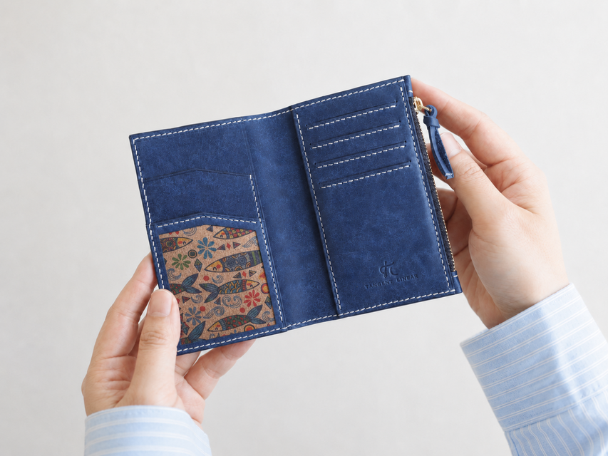 薄型レザーの多機能ミニ財布｜カード・小銭・お札対応｜ゴムバンド留め